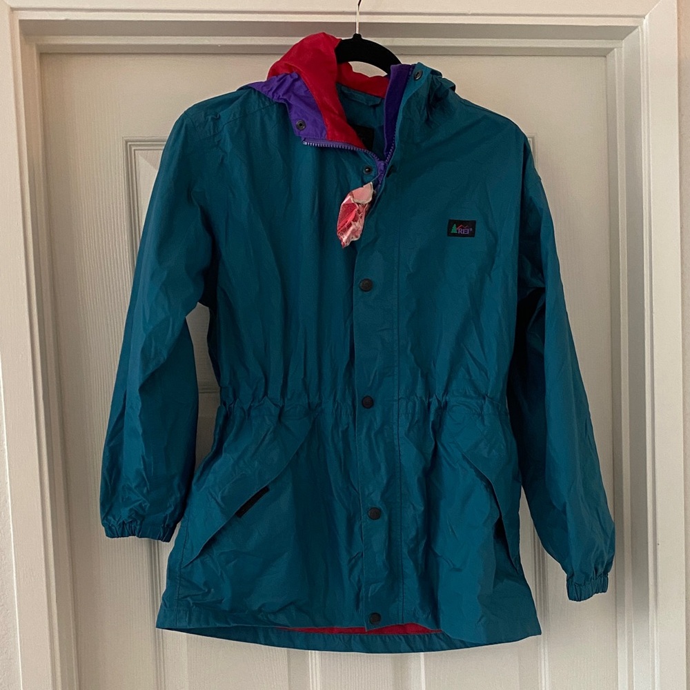 Vintage REI Kids Green Lightweight Ski/Raincoat w/ Red & Purple Accents. Size L